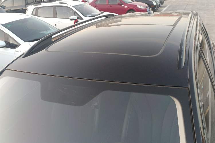Used Roewe RX5 MAX 2022 1.5T Automatic Youwei Luxury Edition Roof
