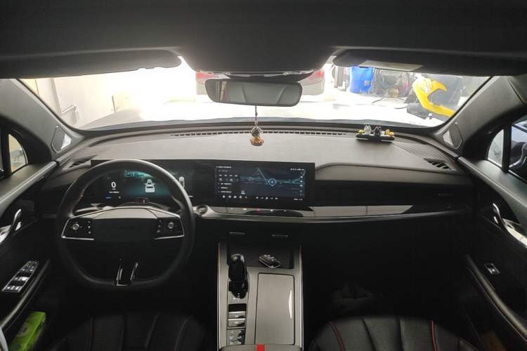 Used Roewe RX5 MAX 2022 2.0T Automatic Youwei Supreme Edition Center Console