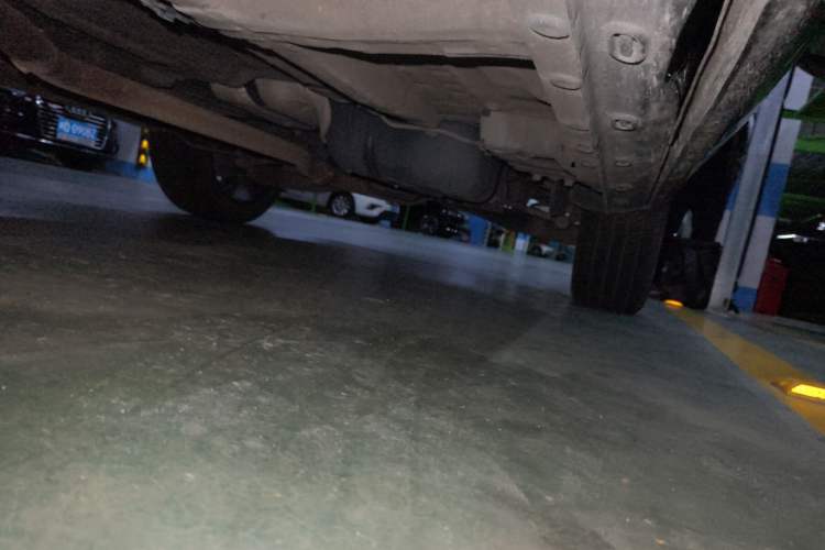 Used Roewe RX5 MAX 2022 1.5T Automatic Zhiwei Prestige Edition Chassis Rear Left