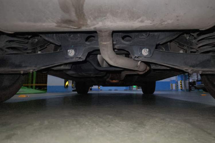Used Roewe RX5 MAX 2022 1.5T Automatic Zhiwei Prestige Edition Chassis Rear