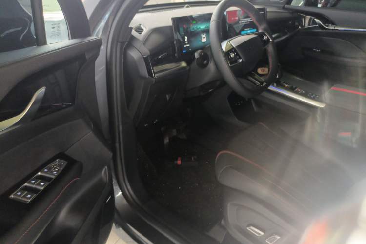 Used Roewe RX5 MAX 2022 2.0T Automatic Youwei Supreme Edition Driver Seat