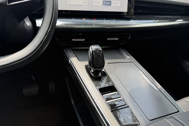 Used Roewe RX5 MAX 2022 1.5T Automatic Zhiwei Prestige Edition Gear Lever