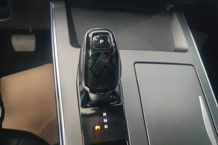 Used Roewe RX5 MAX 2022 1.5T Automatic Zhiwei Prestige Edition Gear Lever