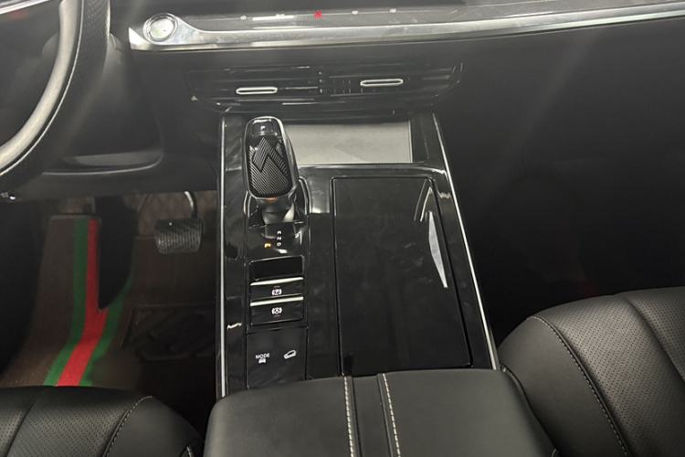 Used Roewe RX5 MAX 2022 1.5T Automatic Youwei Luxury Edition Gear Lever