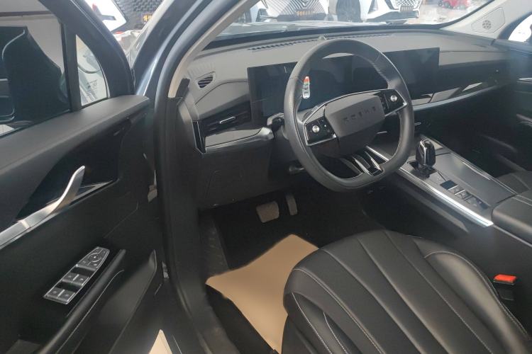Used Roewe RX5 MAX 2022 1.5T Automatic Zhiwei Prestige Edition Interior 2