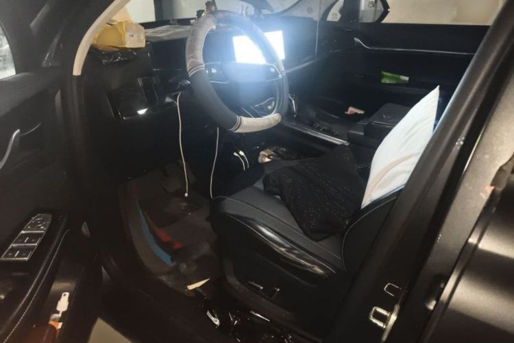 Used Roewe RX5 MAX 2022 1.5T Automatic Zhiwei Prestige Edition Interior 2