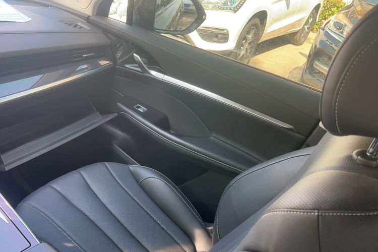 Used Roewe RX5 MAX 2022 1.5T Automatic Zhiwei Prestige Edition Interior 2
