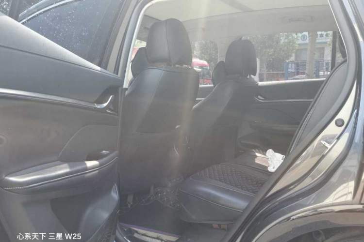Used Roewe RX5 MAX 2022 1.5T Automatic Zhiwei Prestige Edition Interior 3