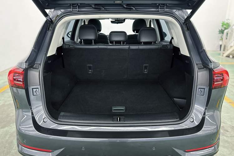 Used Roewe RX5 MAX 2022 1.5T Automatic Zhiwei Prestige Edition Interior 5