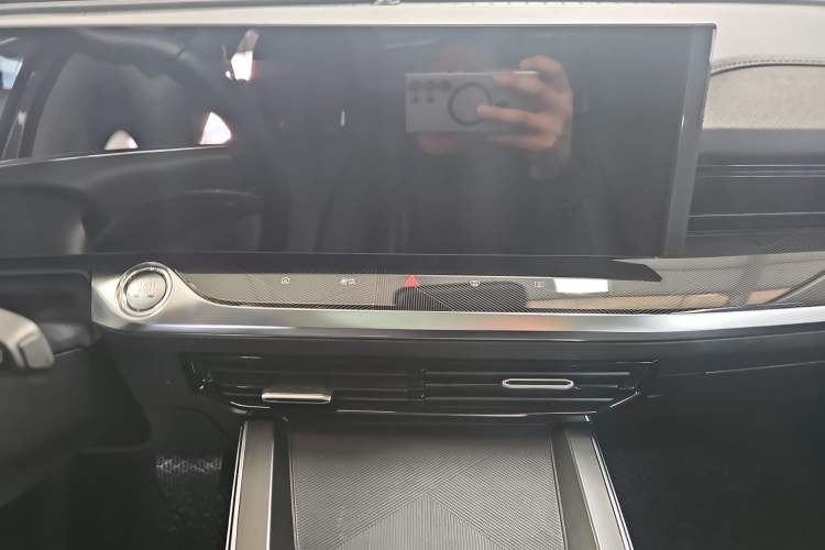 Used Roewe RX5 MAX 2022 1.5T Automatic Zhiwei Prestige Edition Interior 7