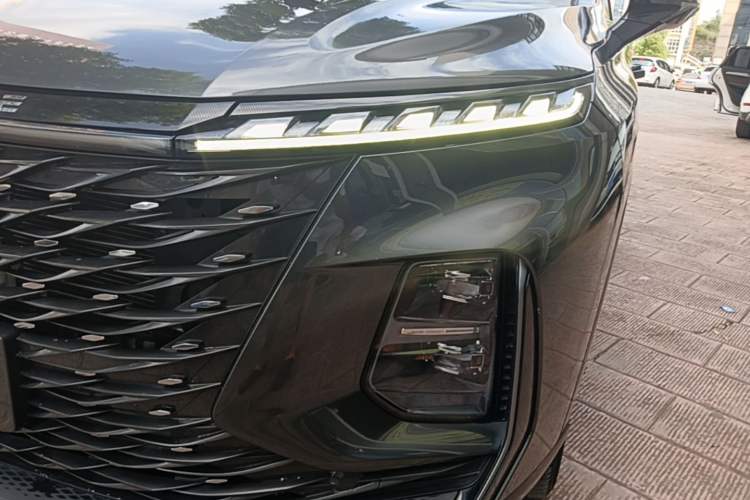 Used Roewe RX5 MAX 2022 1.5T Automatic Youwei Luxury Edition Left Front Headlight