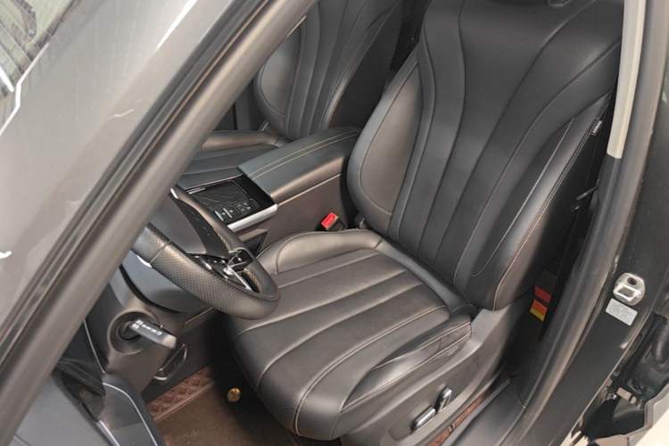 Used Roewe RX5 MAX 2022 1.5T Automatic Youwei Luxury Edition Left Front Seat