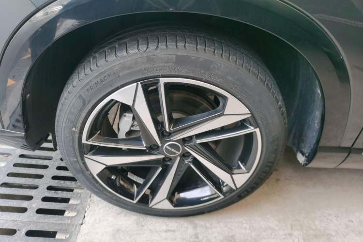Used Roewe RX5 MAX 2022 1.5T Automatic Youwei Flagship Edition Left Front Wheel Hub