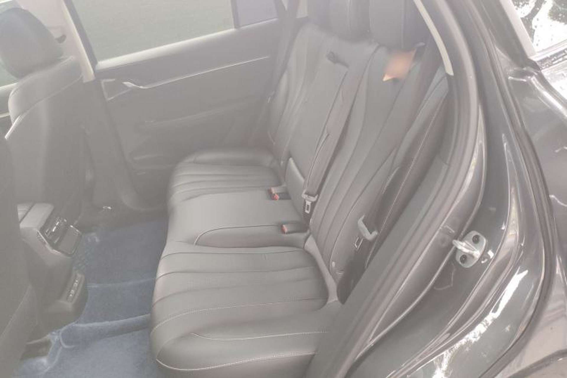 Used Roewe RX5 MAX 2022 1.5T Automatic Youwei Luxury Edition Left Rear Seat
