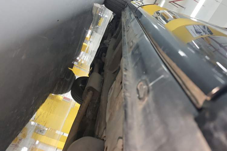 Used Roewe RX5 MAX 2022 2.0T Automatic Youwei Supreme Edition Left Side Sill