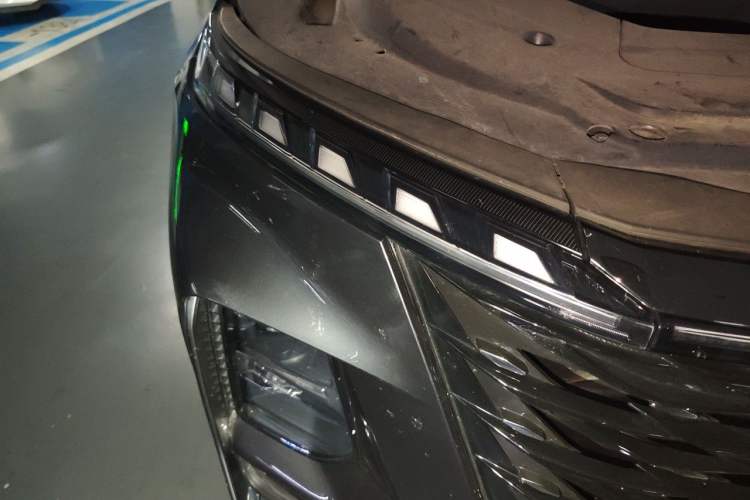 Used Roewe RX5 MAX 2022 1.5T Automatic Youwei Luxury Edition Right Front Headlight