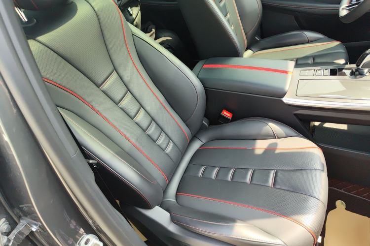 Used Roewe RX5 MAX 2022 1.5T Automatic Youwei Flagship Edition Right Front Seat