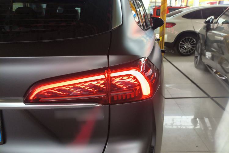 Used Roewe RX5 MAX 2022 2.0T Automatic Youwei Supreme Edition Right Rear Taillight