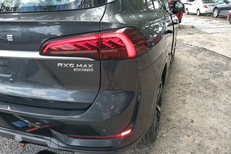 Used Roewe RX5 MAX 2022 2.0T Automatic Zhiwei Zunrong Edition Right Rear Taillight