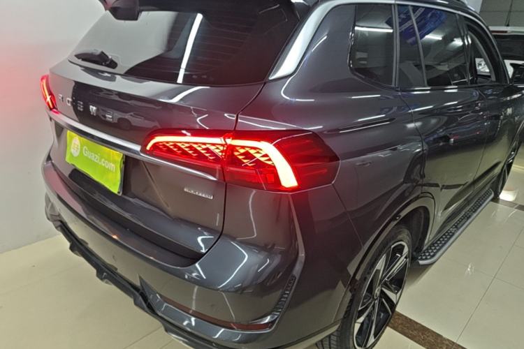 Used Roewe RX5 MAX 2022 1.5T Automatic Zhiwei Prestige Edition Right Rear Taillight