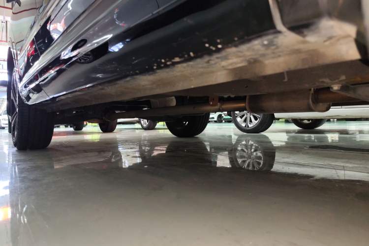 Used Roewe RX5 MAX 2022 1.5T Automatic Zhiwei Prestige Edition Right Side Sill