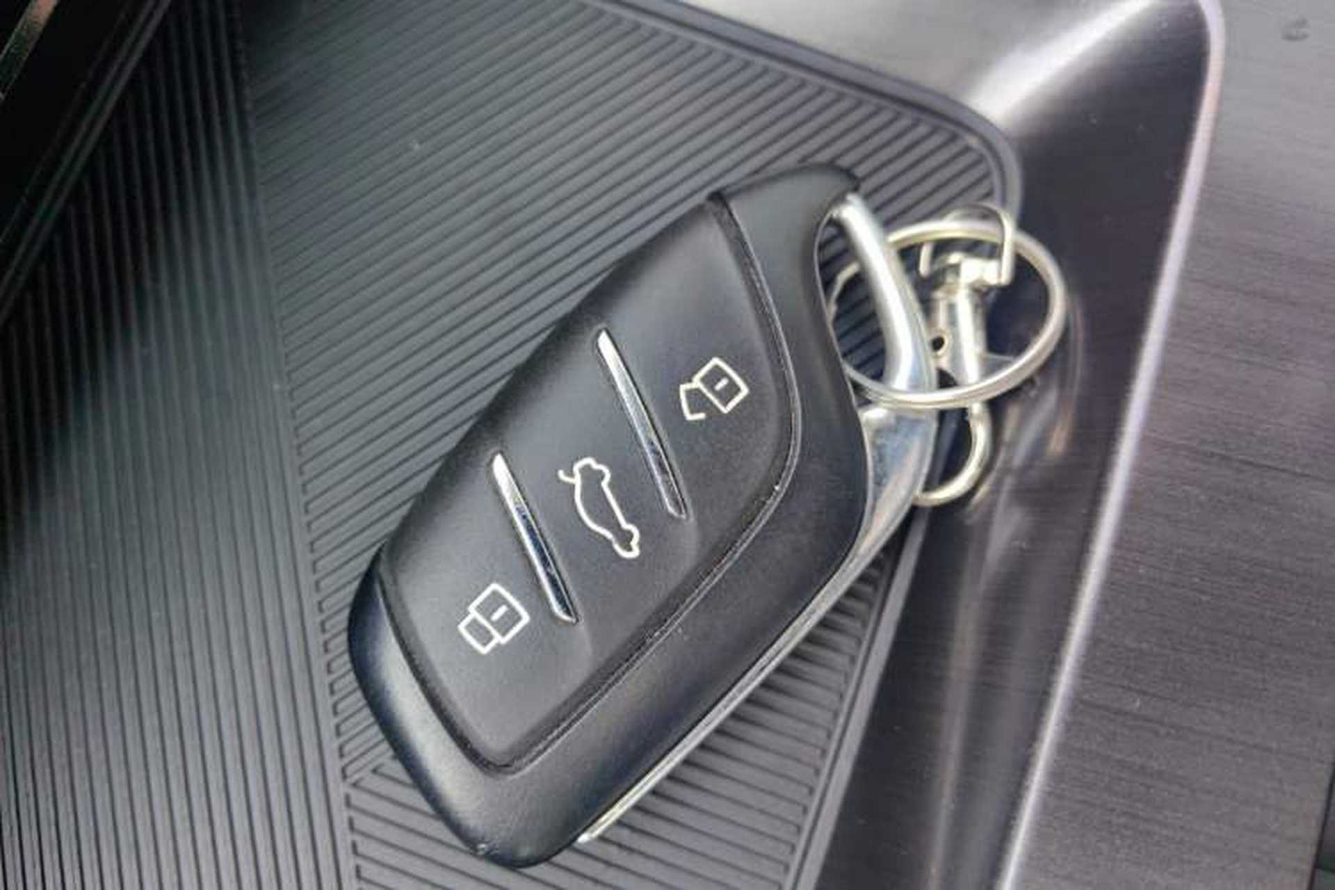 Used Roewe RX5 MAX 2022 1.5T Automatic Zhiwei Prestige Edition Vehicle Key
