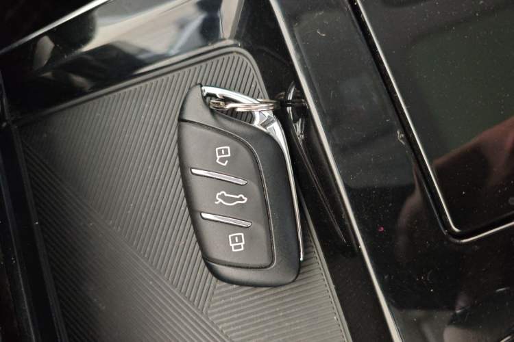 Used Roewe RX5 MAX 2022 1.5T Automatic Youwei Luxury Edition Vehicle Key