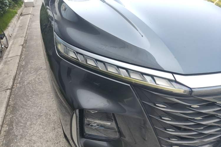 Used Roewe RX5 MAX 2022 2.0T Automatic Youwei Supreme Edition Right Front Headlight