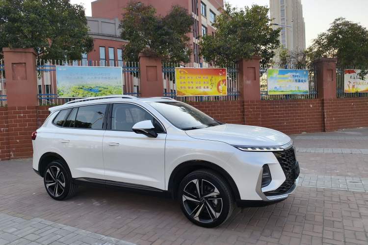 Used Roewe RX5 MAX 2022 1.5T Automatic Zhiwei Prestige Edition Front Right 45 Deg
