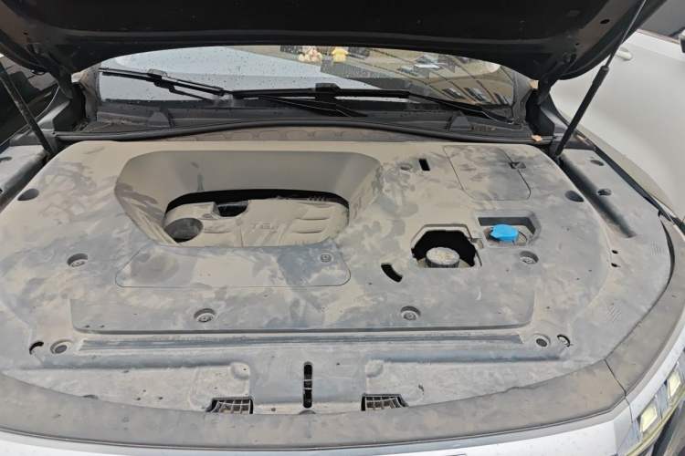 Used Roewe RX5 MAX 2022 1.5T Automatic Zhiwei Prestige Edition Engine Bay