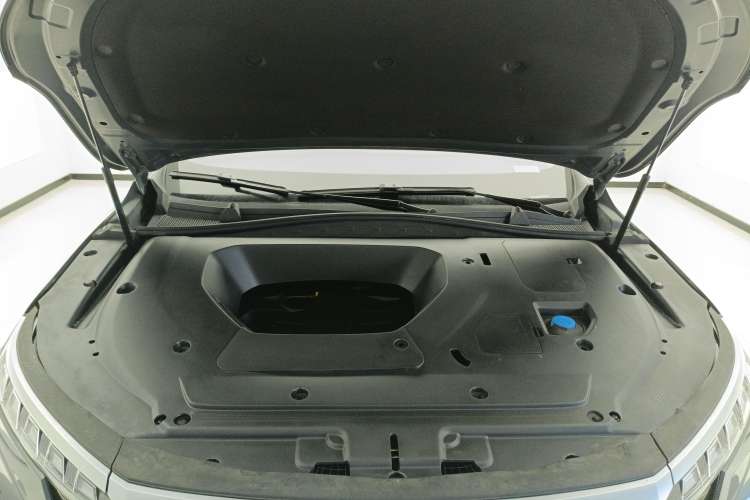 Used Roewe RX5 MAX 2022 1.5T Automatic Zhiwei Prestige Edition Engine Bay