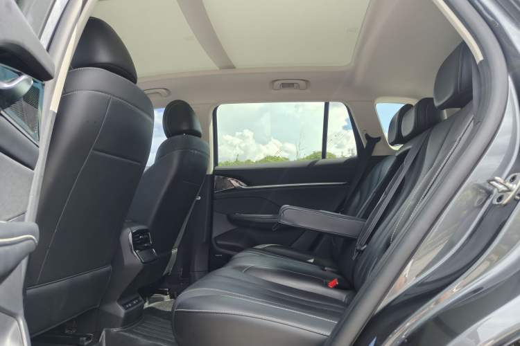 Used Roewe RX5 MAX 2022 1.5T Automatic Zhiwei Prestige Edition Interior 14