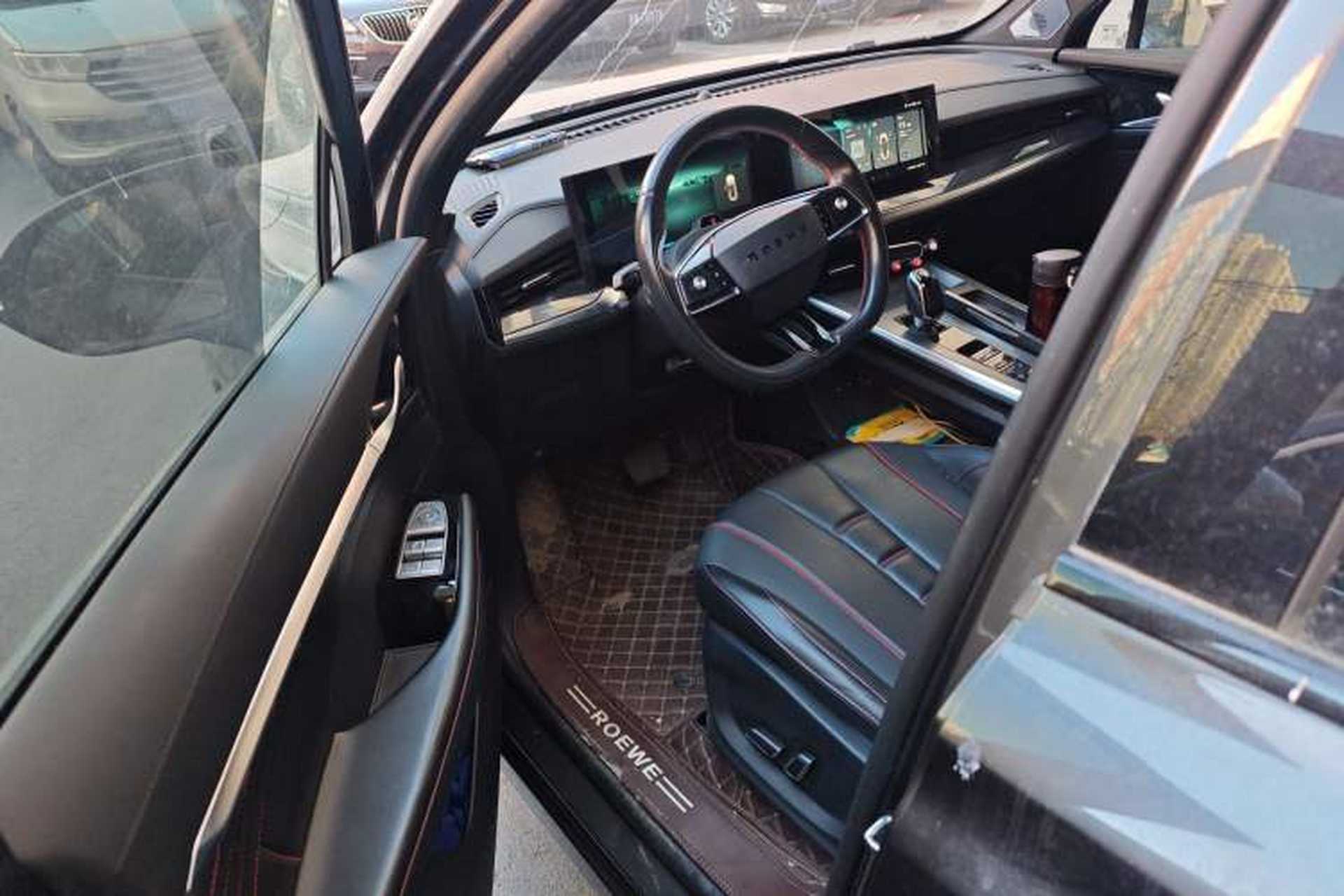 Used Roewe RX5 MAX 2022 2.0T Automatic Zhiwei Zunrong Edition Interior 3