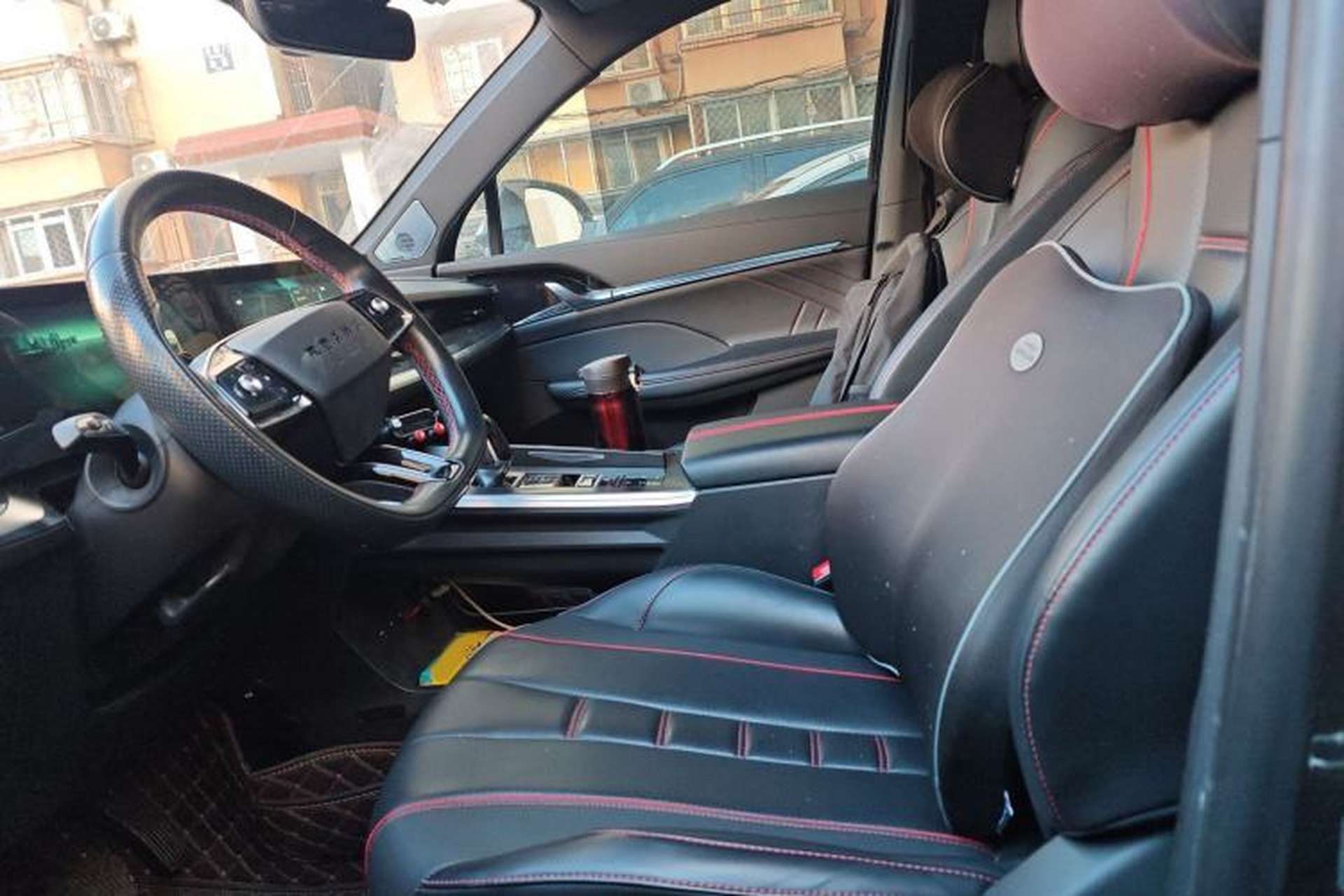Used Roewe RX5 MAX 2022 2.0T Automatic Zhiwei Zunrong Edition Left Front Seat