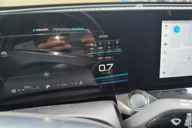 Used Roewe RX5 MAX 2022 1.5T Automatic Zhiwei Prestige Edition Odometer Close Up