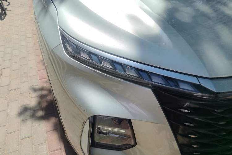Used Roewe RX5 MAX 2022 1.5T Automatic Zhiwei Prestige Edition Right Front Headlight