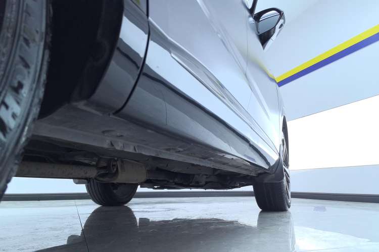 Used Roewe RX5 MAX 2022 1.5T Automatic Zhiwei Prestige Edition Right Side Sill