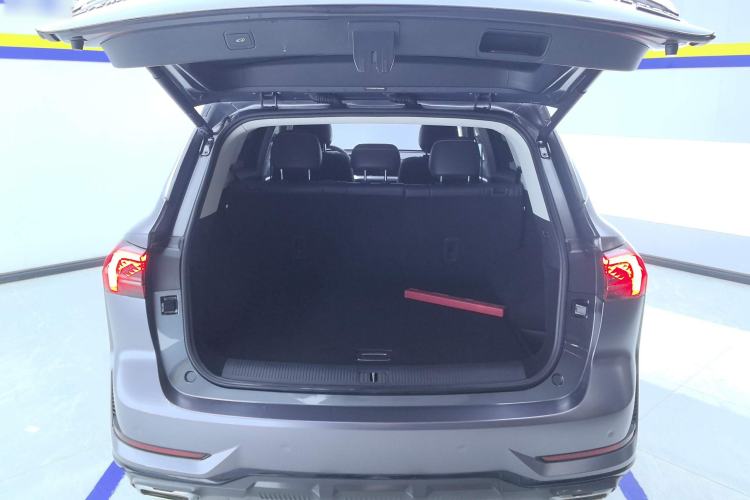 Used Roewe RX5 MAX 2022 1.5T Automatic Zhiwei Prestige Edition Trunk