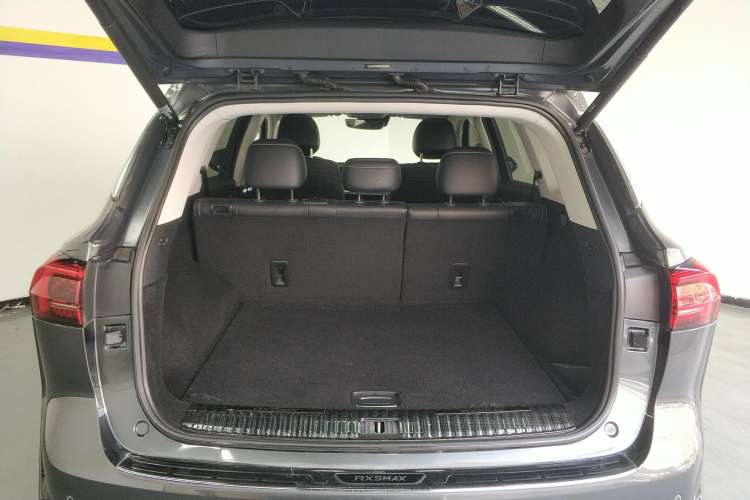 Used Roewe RX5 MAX 2022 1.5T Automatic Zhiwei Prestige Edition Trunk