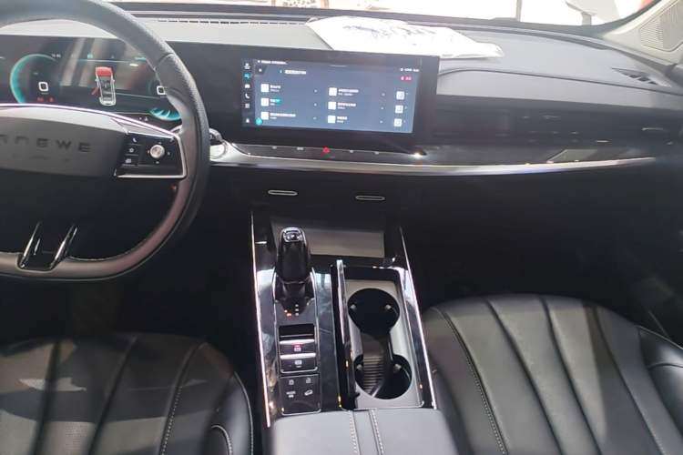 Used Roewe RX5 MAX 2022 1.5T Automatic Youwei Luxury Edition Audio And AC Panel