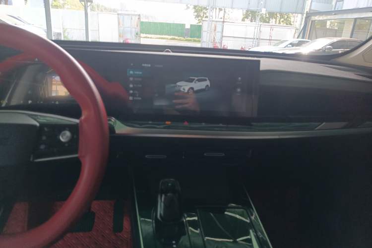 Used Roewe RX5 MAX 2022 1.5T Automatic Youwei Luxury Edition Audio And AC Panel
