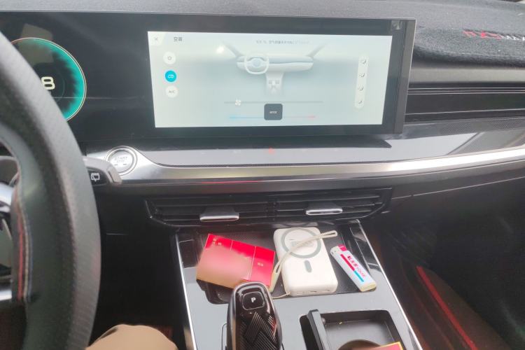 Used Roewe RX5 MAX 2022 1.5T Automatic Youwei Luxury Edition Audio And AC Panel