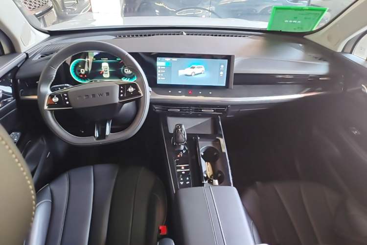 Used Roewe RX5 MAX 2022 1.5T Automatic Youwei Luxury Edition Center Console