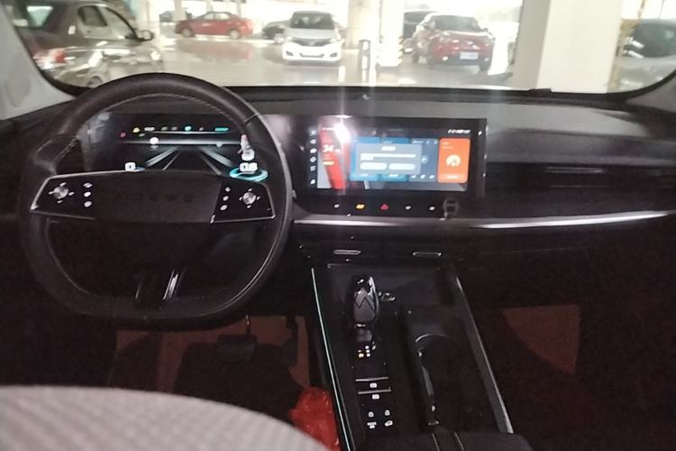Used Roewe RX5 MAX 2022 1.5T Automatic Zhiwei Prestige Edition Center Console