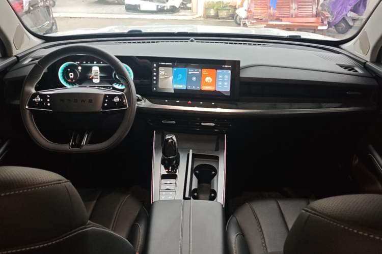 Used Roewe RX5 MAX 2022 1.5T Automatic Zhiwei Prestige Edition Center Console