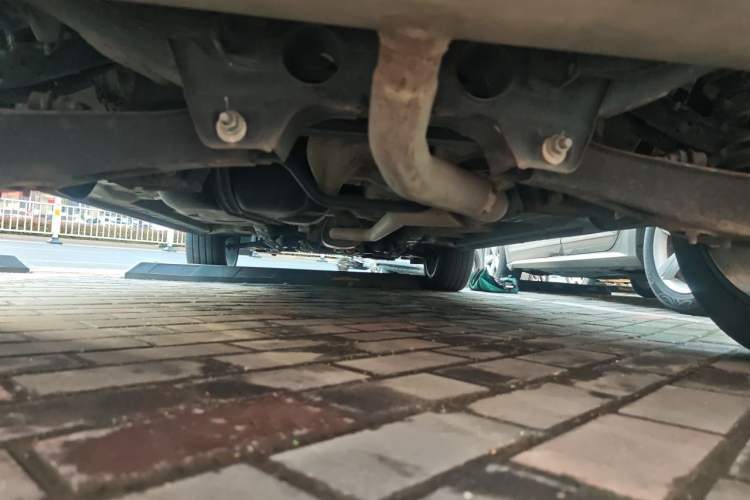 Used Roewe RX5 MAX 2022 1.5T Automatic Zhiwei Prestige Edition Chassis Rear
