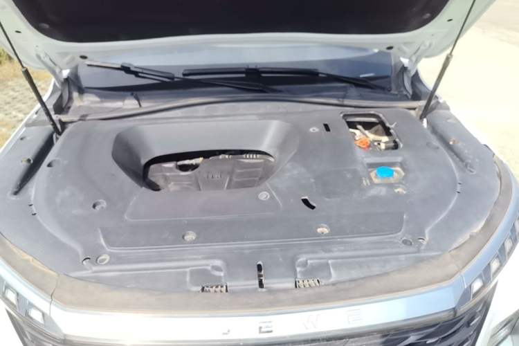 Used Roewe RX5 MAX 2022 1.5T Automatic Zhiwei Prestige Edition Engine Bay