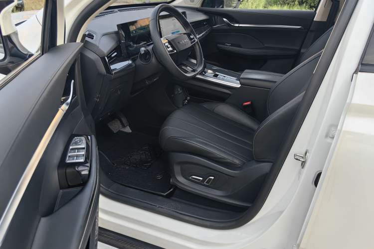 Used Roewe RX5 MAX 2022 1.5T Automatic Zhiwei Prestige Edition Interior 1