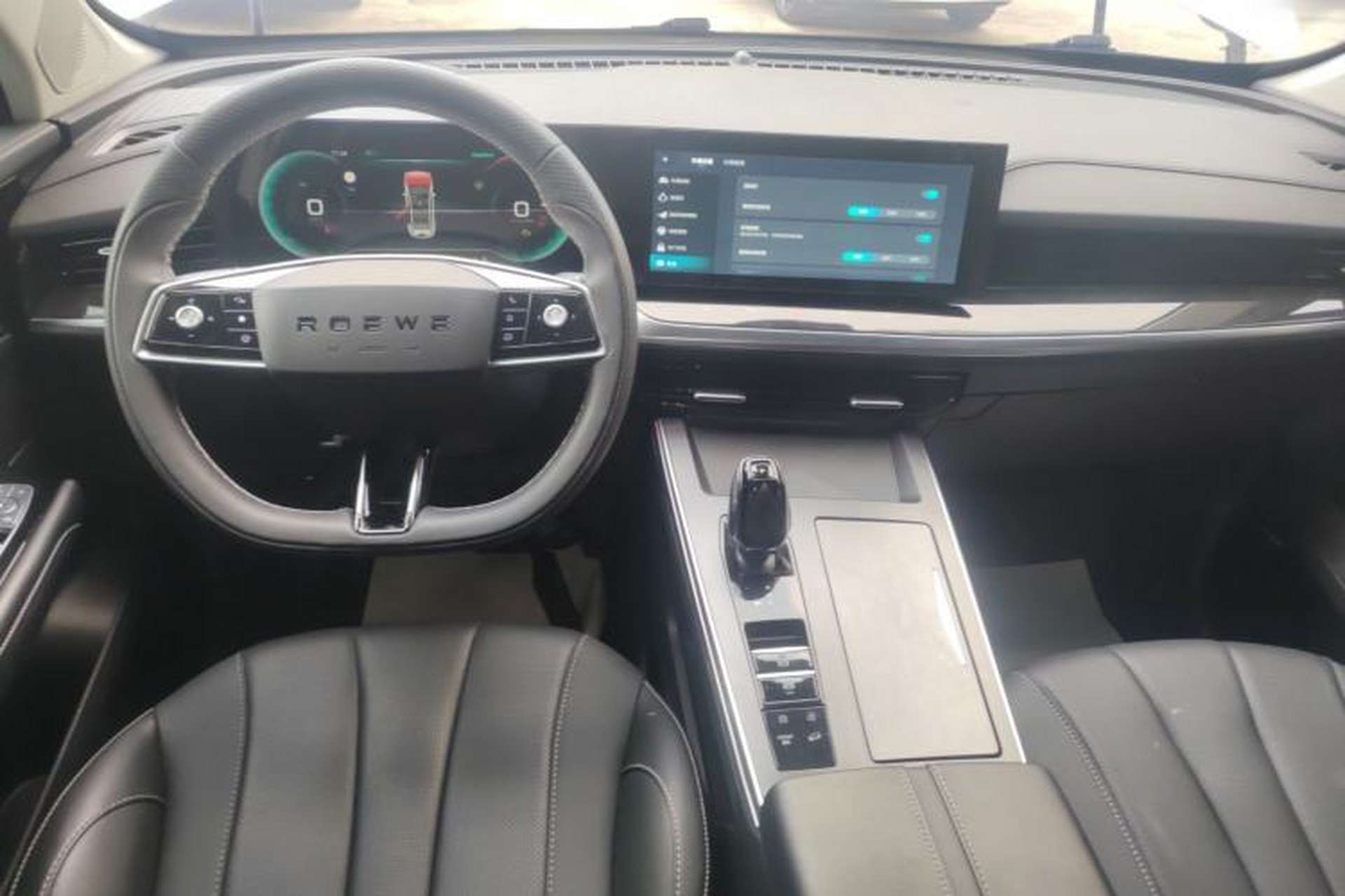 Used Roewe RX5 MAX 2022 1.5T Automatic Zhiwei Prestige Edition Interior 2