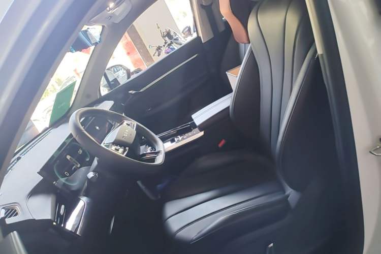 Used Roewe RX5 MAX 2022 1.5T Automatic Youwei Luxury Edition Left Front Seat